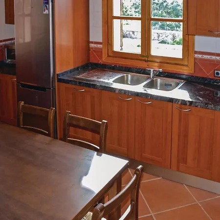 Beautiful In Santa Maria With Kitchen