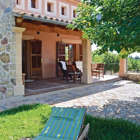 Beautiful In Santa Maria With Kitchen Dom wakacyjny Santa Maria del Cami (Mallorca)